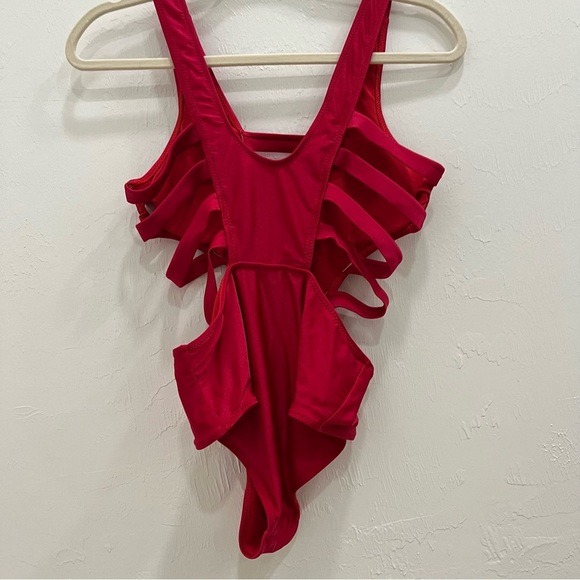 TINIBIKINI SWIMWEAR Women  Red Nylon Stretched Strapped One Piece NEW Size 8 - Picture 6 of 7